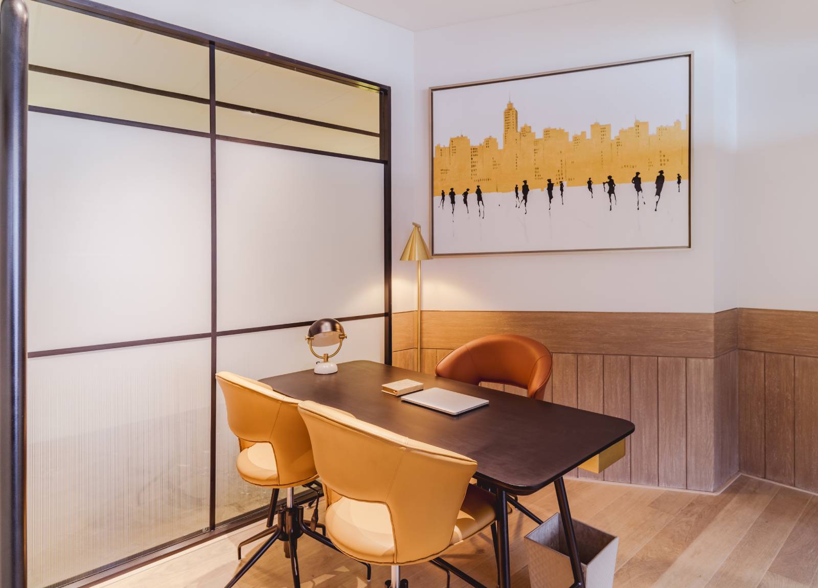 Private meeting rooms